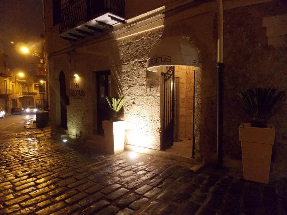 Beatus Suites And Rooms B&B Canicatti Ngoại thất bức ảnh