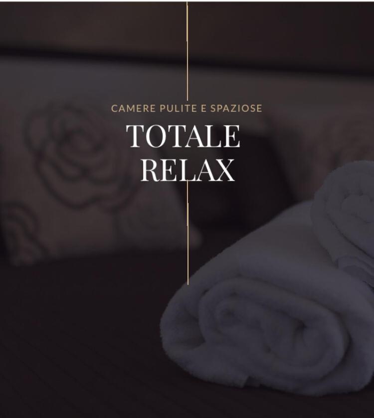 Beatus Suites And Rooms B&B Canicatti Ngoại thất bức ảnh